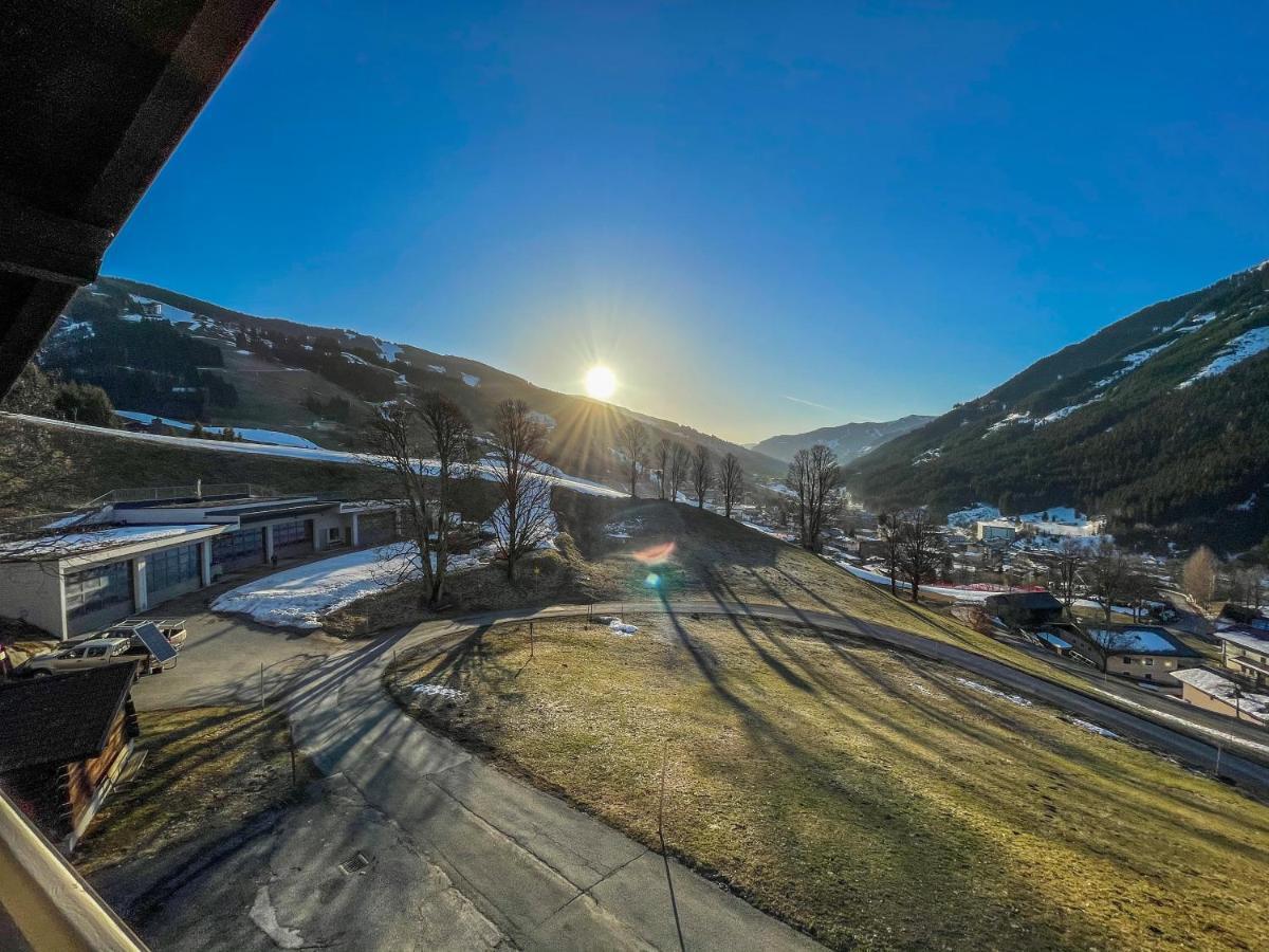 Saalbach Apartments Landhaus Bernkogel - Ski In Ski Out Екстер'єр фото