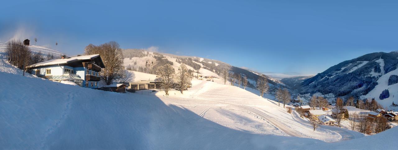 Saalbach Apartments Landhaus Bernkogel - Ski In Ski Out Екстер'єр фото