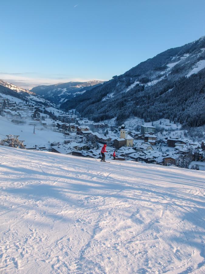 Saalbach Apartments Landhaus Bernkogel - Ski In Ski Out Екстер'єр фото